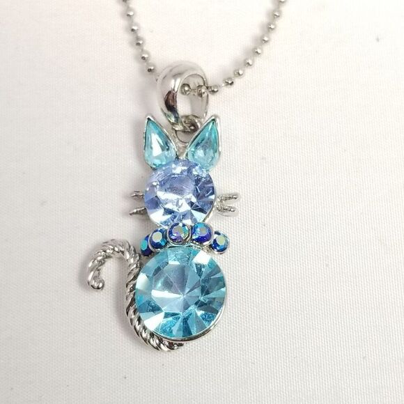 Vintage Blue Rhinestone Cat Pendant Necklace, Silver Tone Adjustable Chain - Picture 8 of 9
